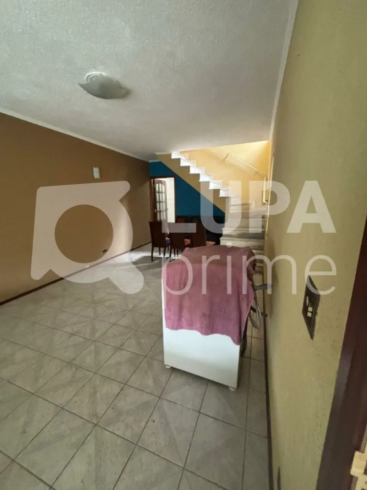 Casa, 3 quartos, 240 m² - Foto 11