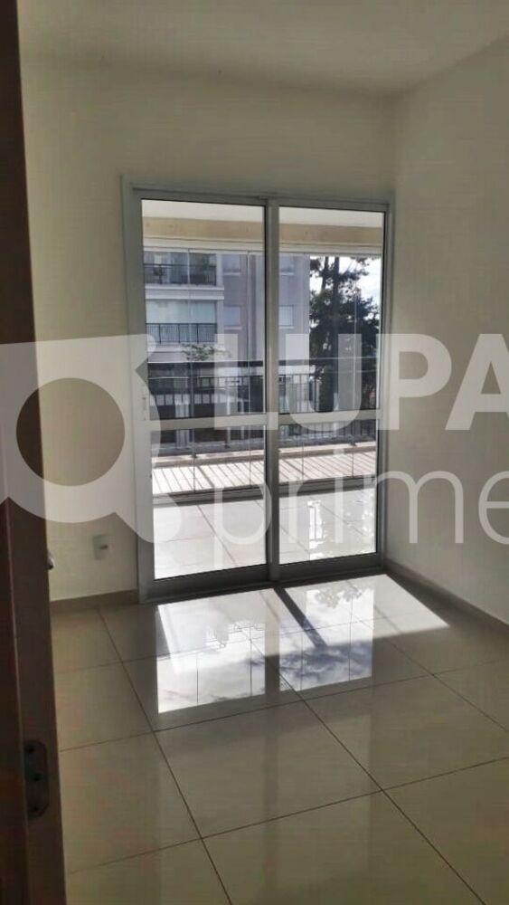 Apartamento à venda com 3 quartos, 128m² - Foto 2