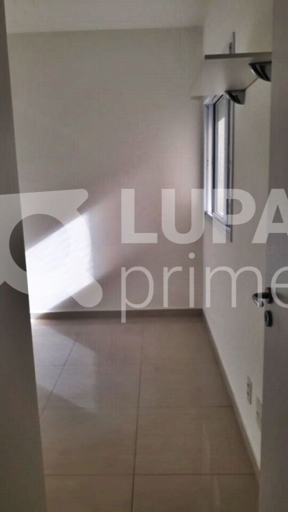 Apartamento à venda com 3 quartos, 128m² - Foto 7