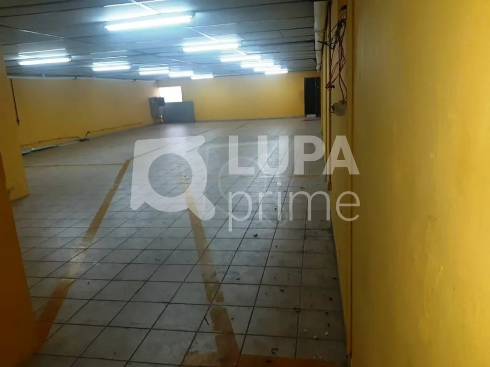 Depósito-Galpão, 900 m² - Foto 1