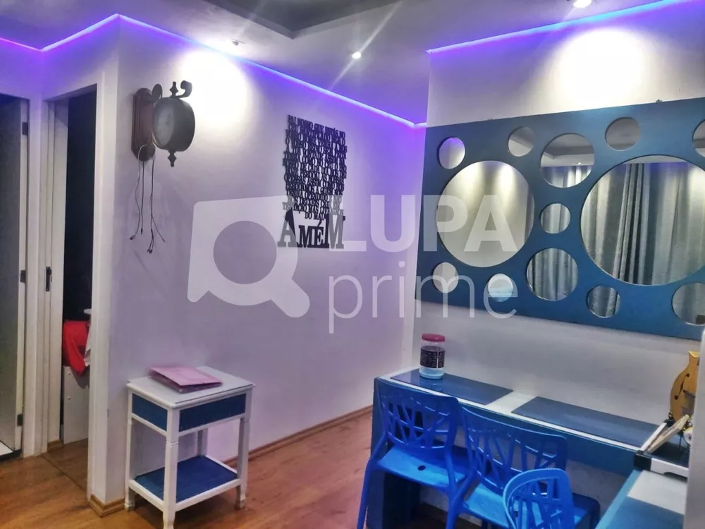 Apartamento à venda com 2 quartos, 50m² - Foto 2