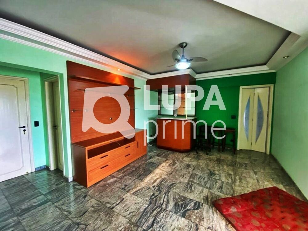 Apartamento à venda com 3 quartos, 130m² - Foto 2
