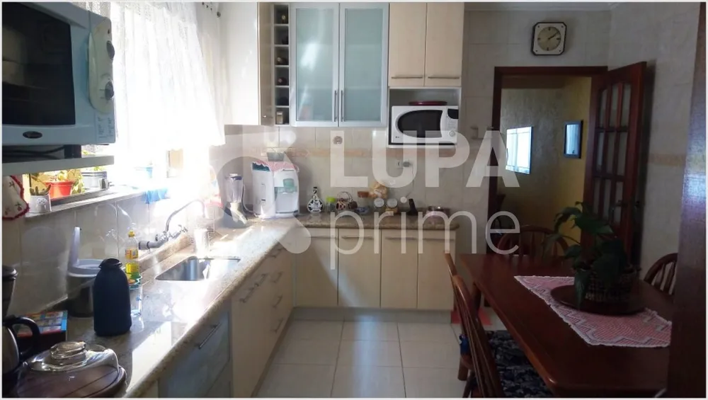 Casa, 3 quartos, 180 m² - Foto 1