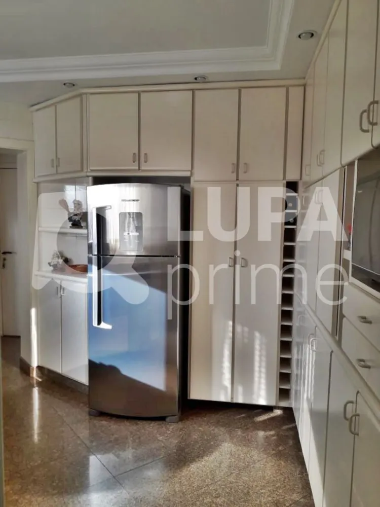 Apartamento, 3 quartos, 138 m² - Foto 2