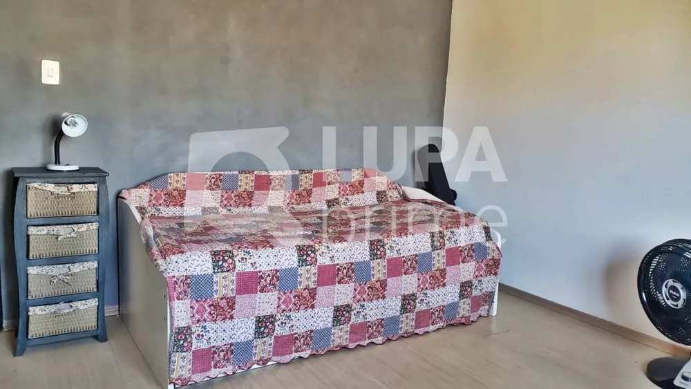 Casa à venda com 4 quartos, 195m² - Foto 13