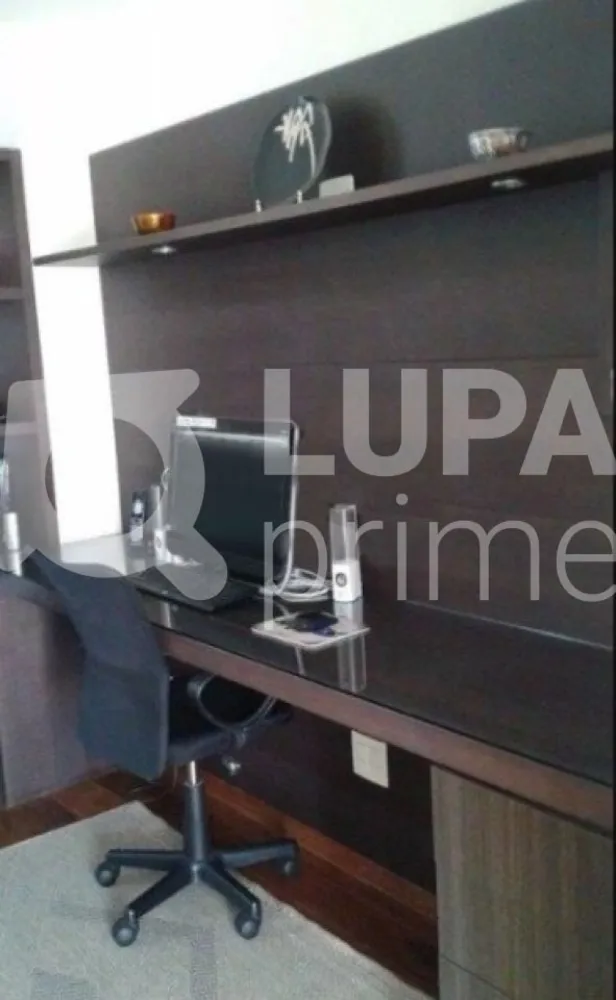 Apartamento, 3 quartos, 240 m² - Foto 13