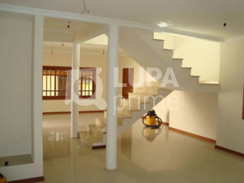 Casa, 3 quartos, 280 m² - Foto 3