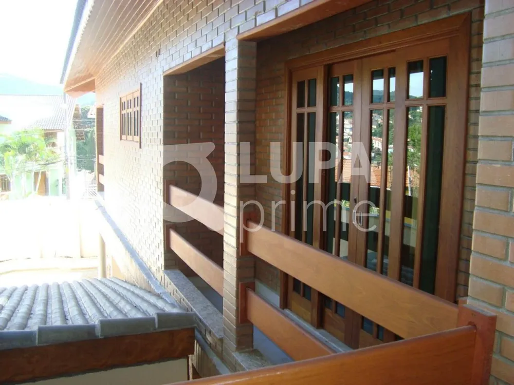 Casa, 3 quartos, 280 m² - Foto 9
