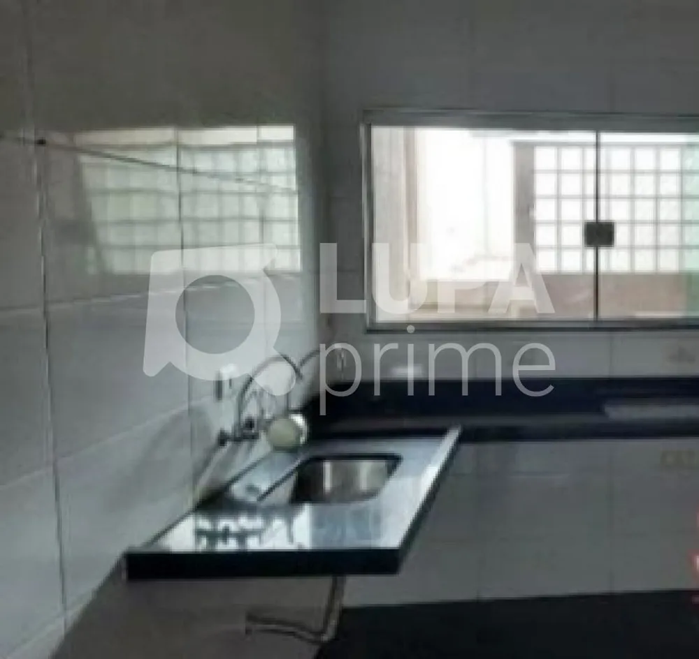 Casa, 3 quartos, 240 m² - Foto 6