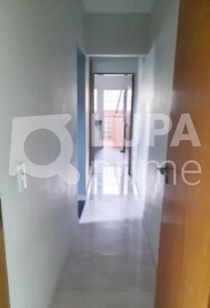 Casa, 3 quartos, 240 m² - Foto 11