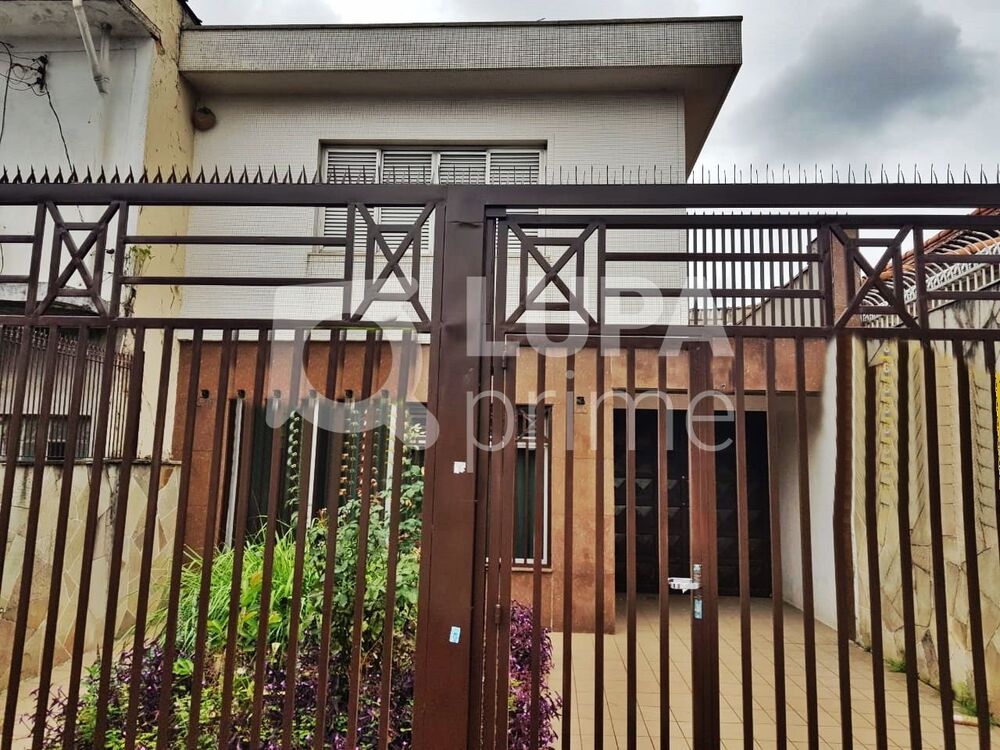 Casa à venda com 3 quartos, 152m² - Foto 1