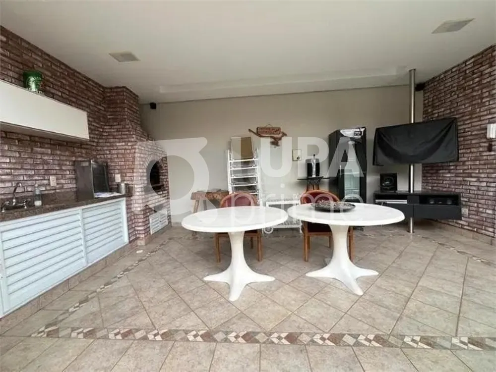 Casa, 3 quartos, 253 m² - Foto 11