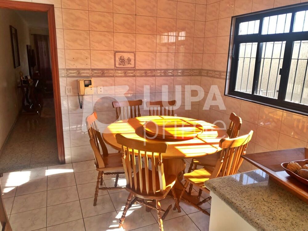 Casa, 4 quartos, 263 m² - Foto 4