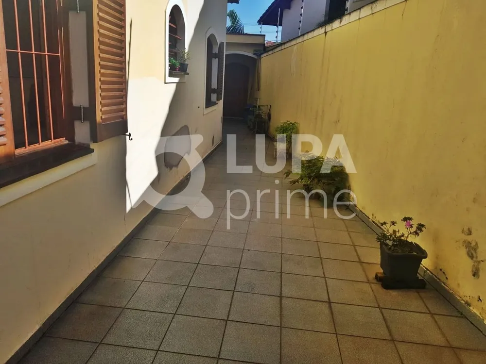 Casa, 3 quartos, 220 m² - Foto 1