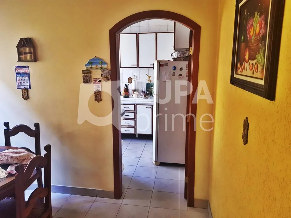 Casa, 3 quartos, 220 m² - Foto 9