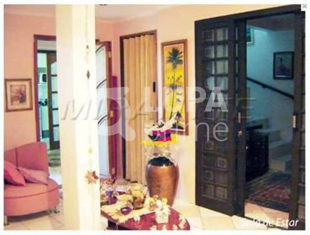 Casa, 3 quartos, 250 m² - Foto 4