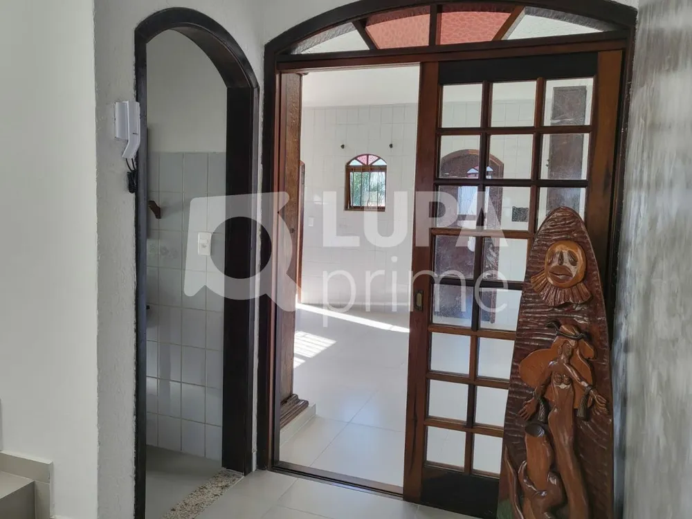 Casa, 3 quartos, 250 m² - Foto 11