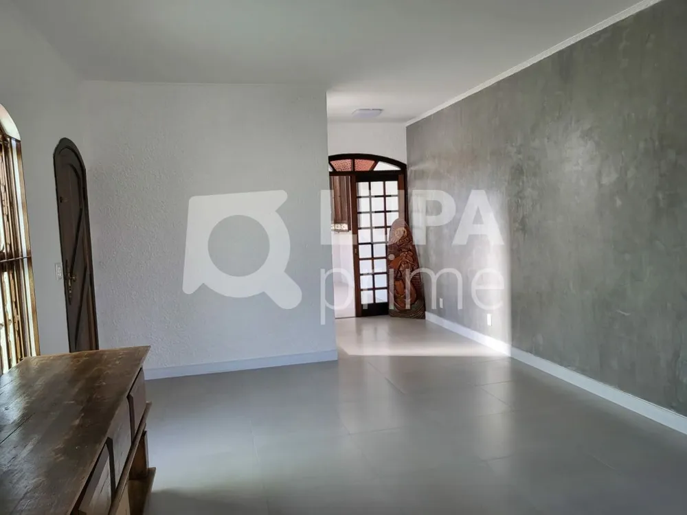 Casa, 3 quartos, 250 m² - Foto 4