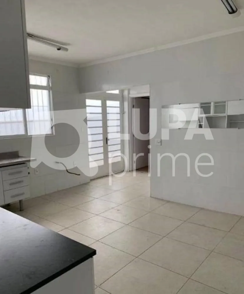 Casa, 3 quartos, 244 m² - Foto 5