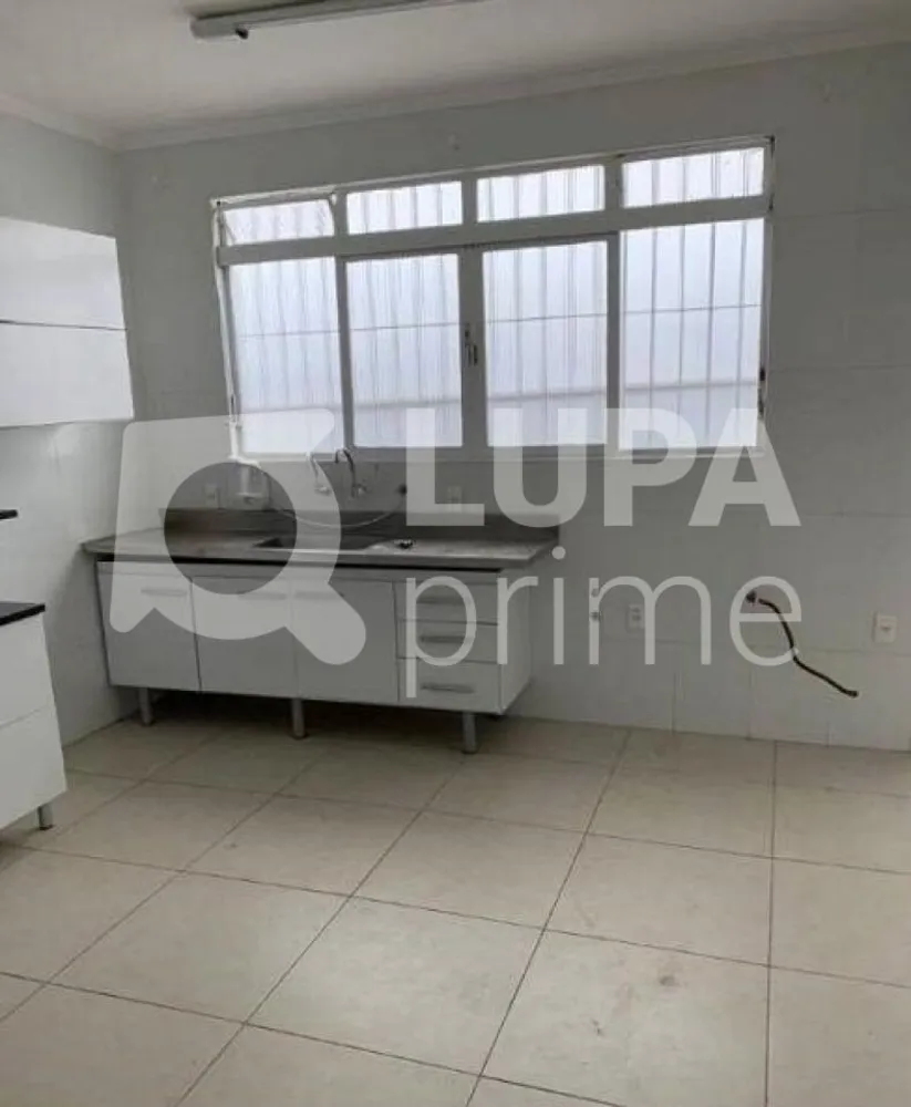 Casa, 3 quartos, 244 m² - Foto 4