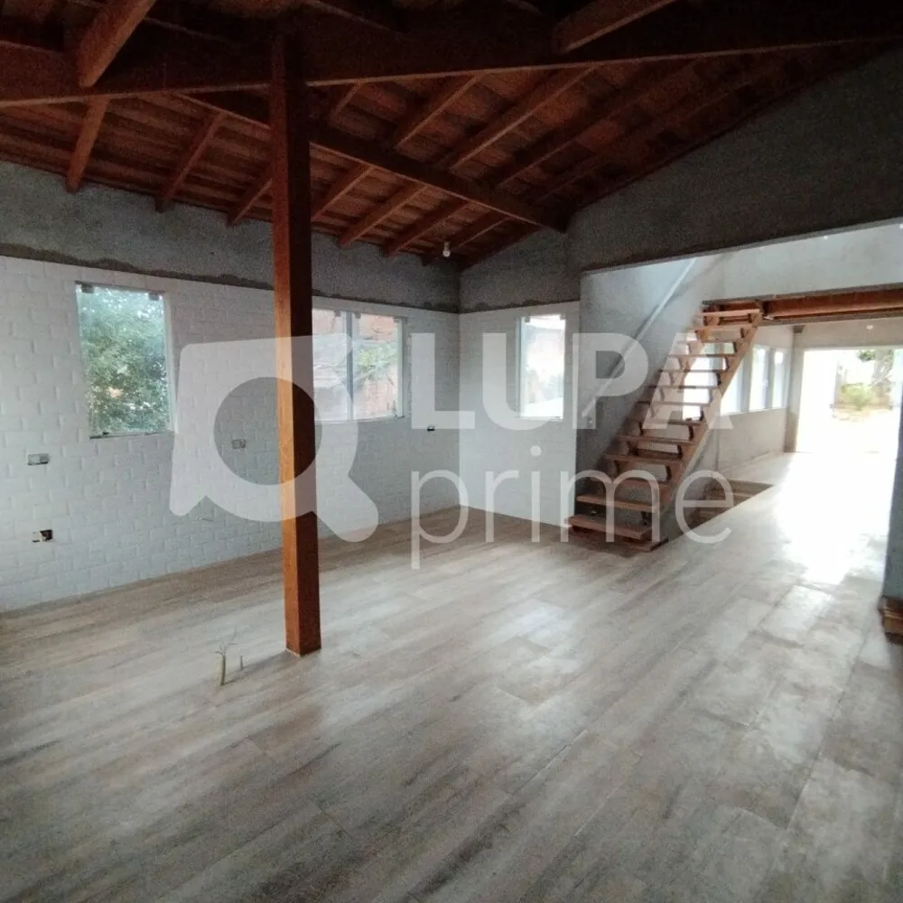 Casa, 3 quartos, 133 m² - Foto 1