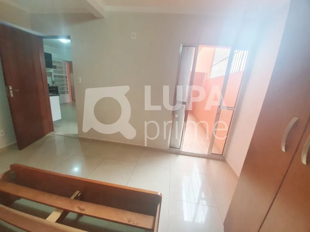 Casa, 3 quartos, 230 m² - Foto 4