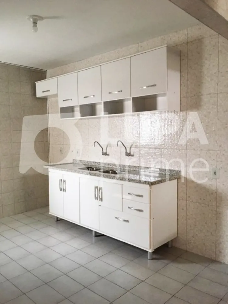 Casa, 3 quartos, 230 m² - Foto 8