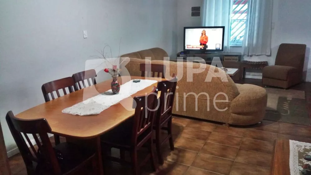 Casa à venda com 3 quartos, 151m² - Foto 1