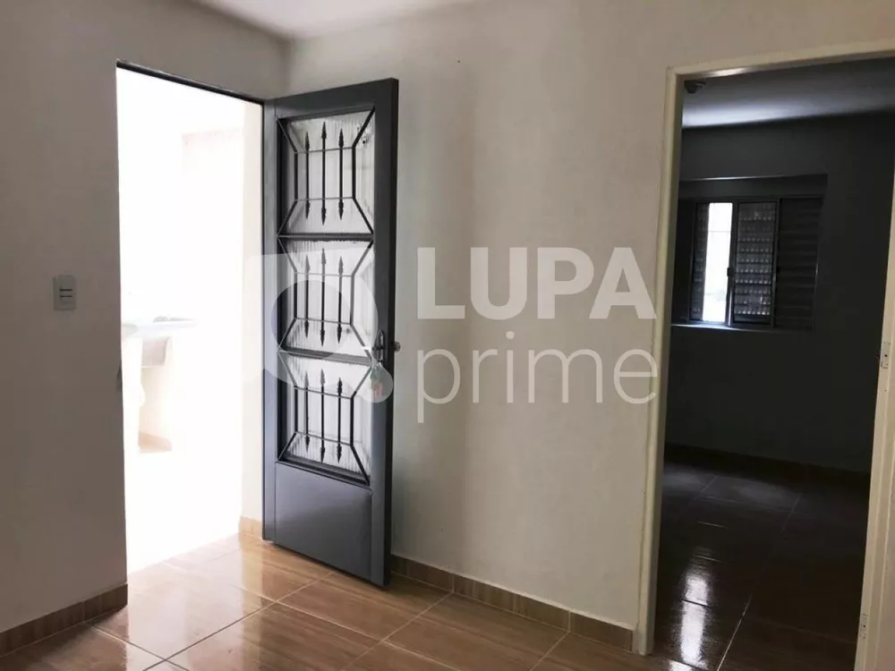 Casa à venda com 7 quartos, 300m² - Foto 1