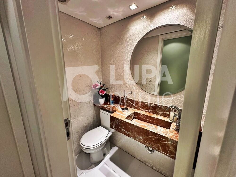 Apartamento, 3 quartos, 160 m² - Foto 1
