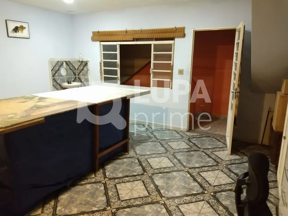 Casa, 3 quartos, 166 m² - Foto 1
