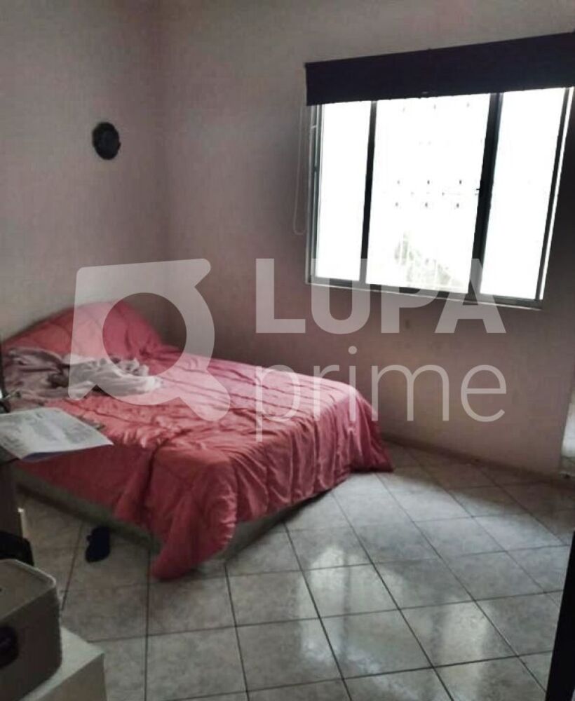 Casa à venda com 4 quartos, 122m² - Foto 3