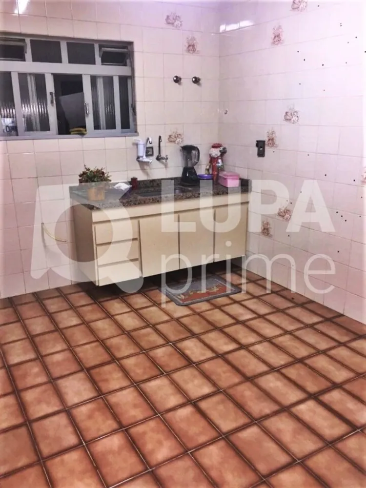 Casa, 2 quartos, 338 m² - Foto 11