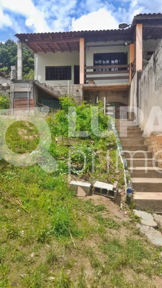 Chácara à venda com 4 quartos, 700m² - Foto 1