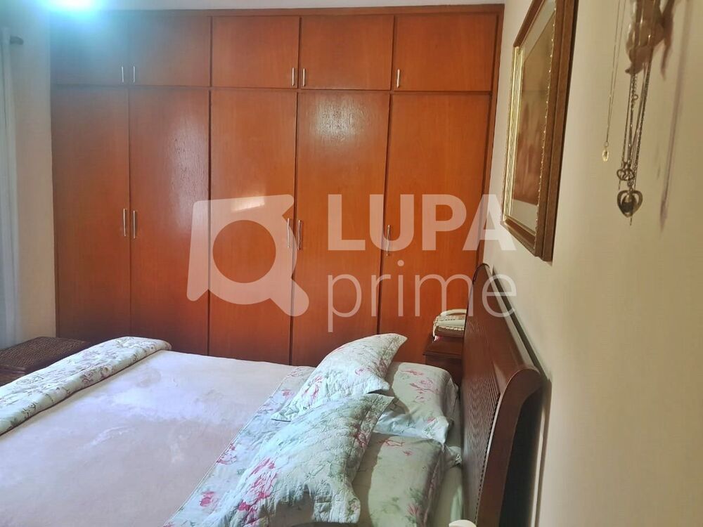 Casa, 3 quartos, 260 m² - Foto 1