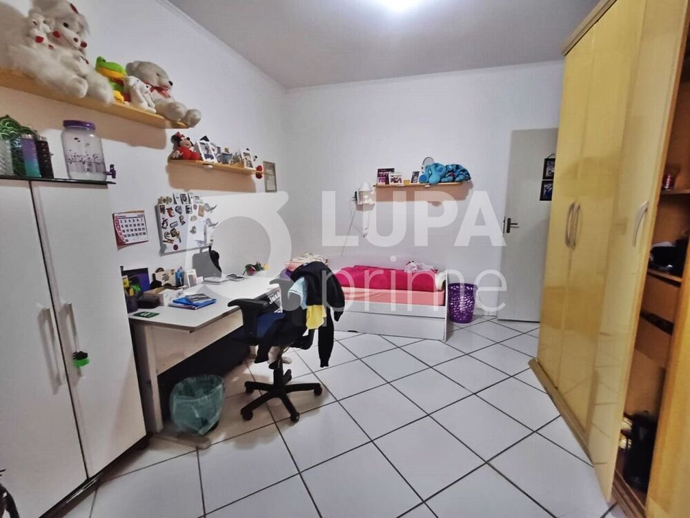 Casa à venda com 4 quartos, 204m² - Foto 7