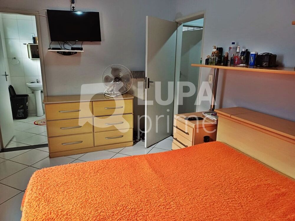 Casa à venda com 4 quartos, 204m² - Foto 4