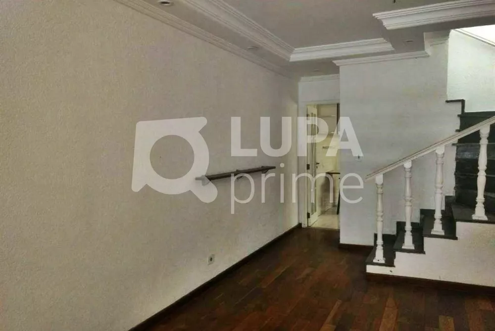 Casa à venda com 3 quartos, 123m² - Foto 1