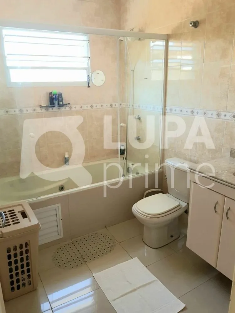 Casa, 3 quartos, 240 m² - Foto 10