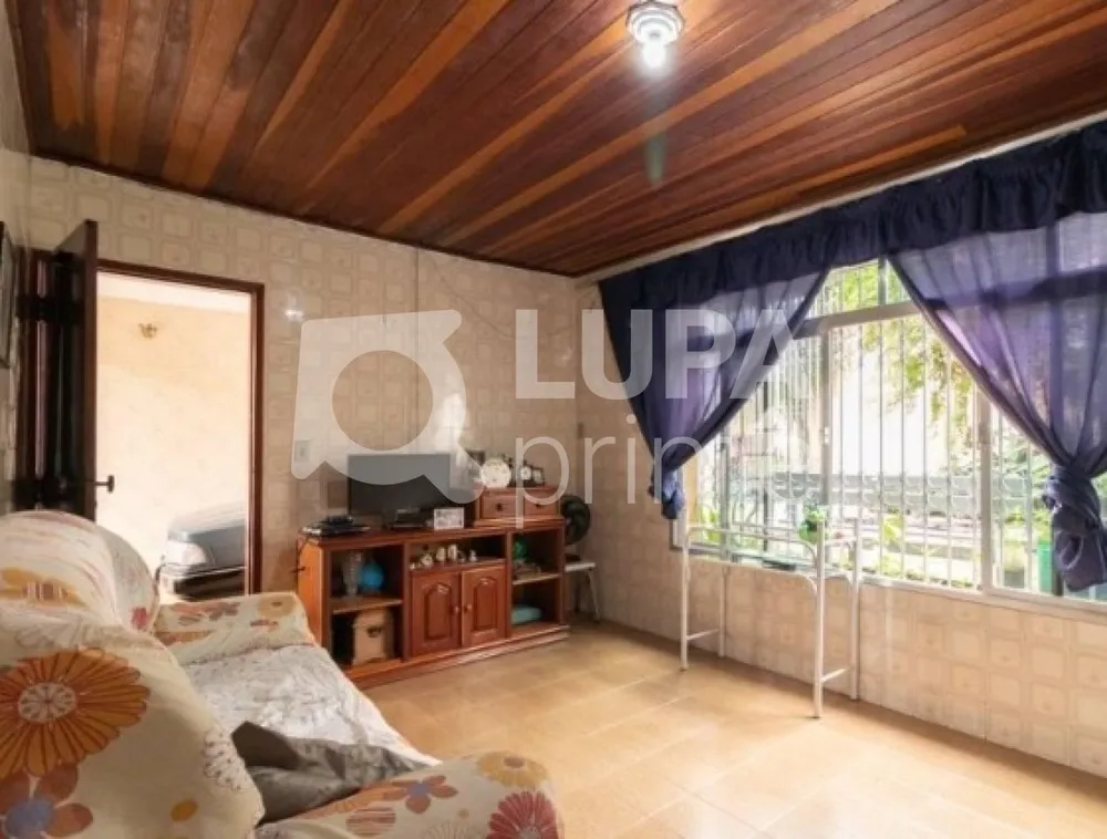 Casa, 3 quartos, 142 m² - Foto 2