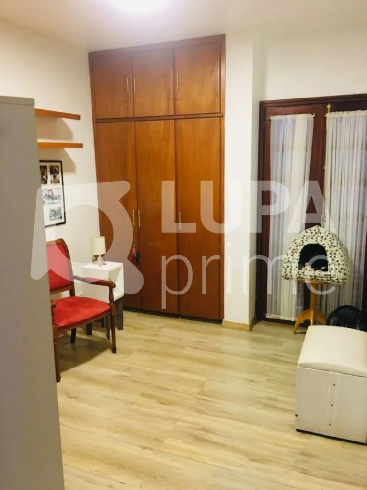 Casa, 3 quartos, 242 m² - Foto 2