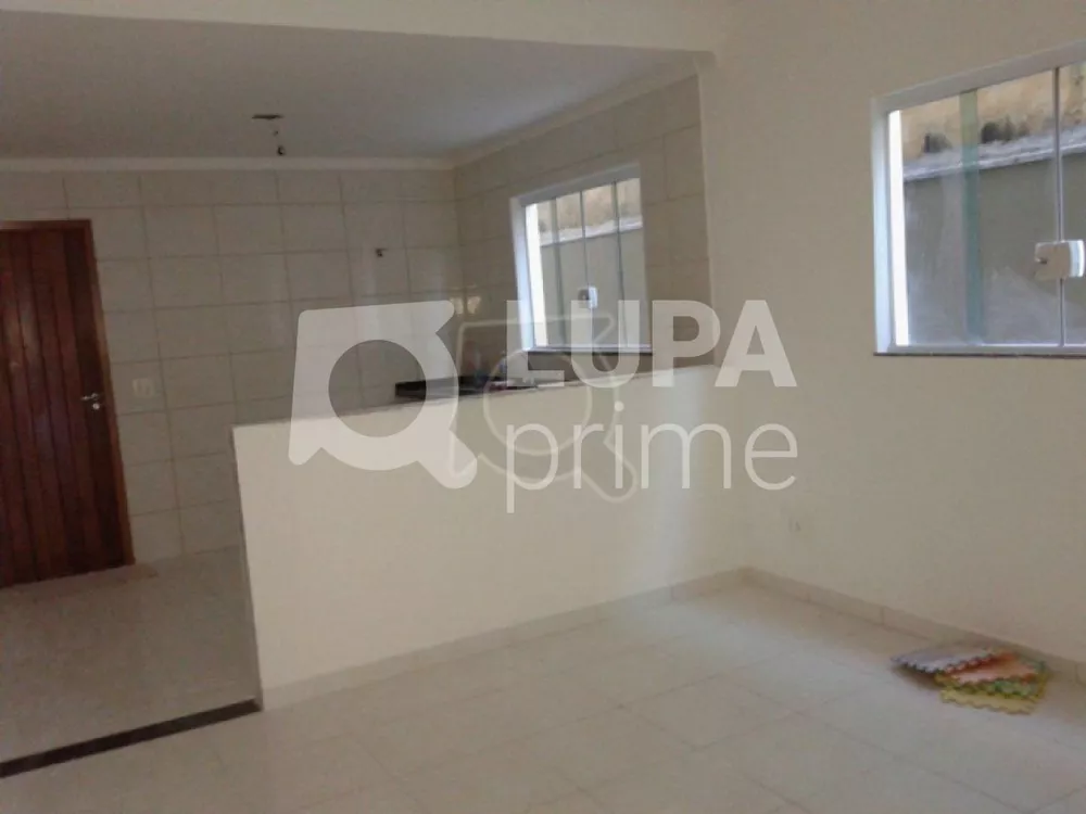 Casa à venda com 3 quartos, 198m² - Foto 7