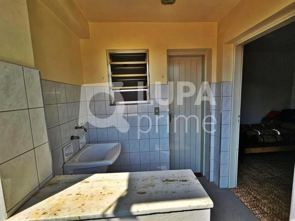Casa, 3 quartos, 240 m² - Foto 9