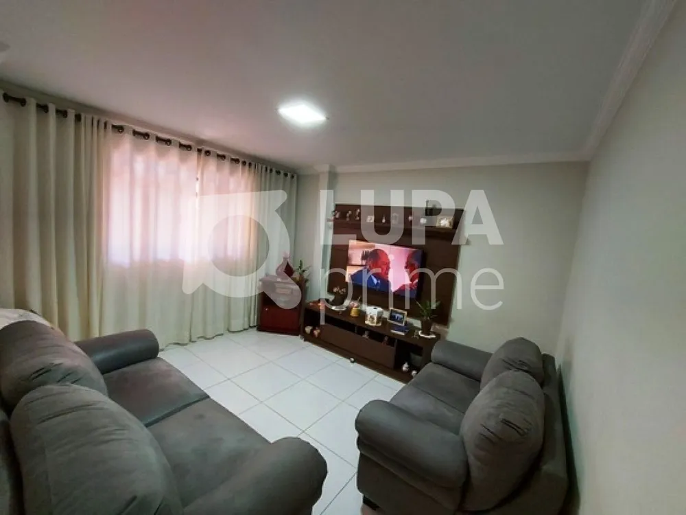 Casa, 3 quartos, 135 m² - Foto 2
