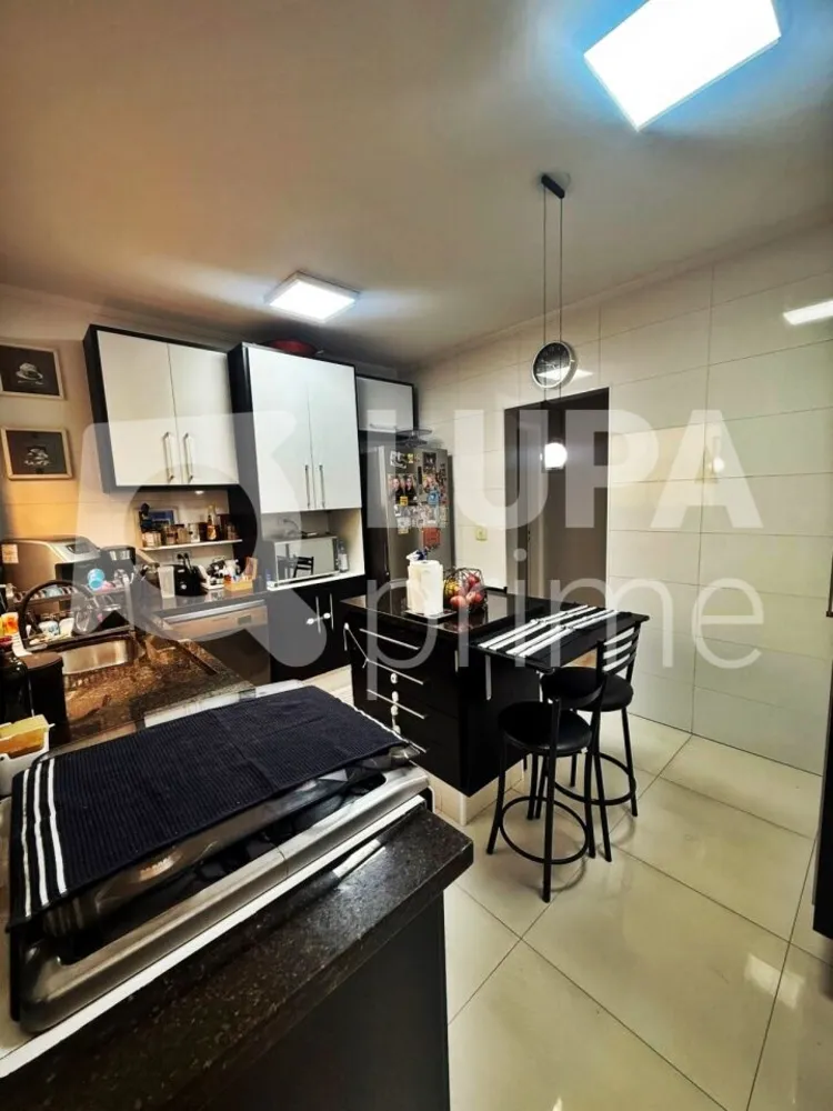 Casa, 3 quartos, 203 m² - Foto 11