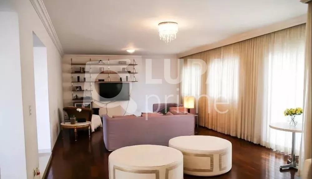 Apartamento à venda com 3 quartos, 186m² - Foto 4