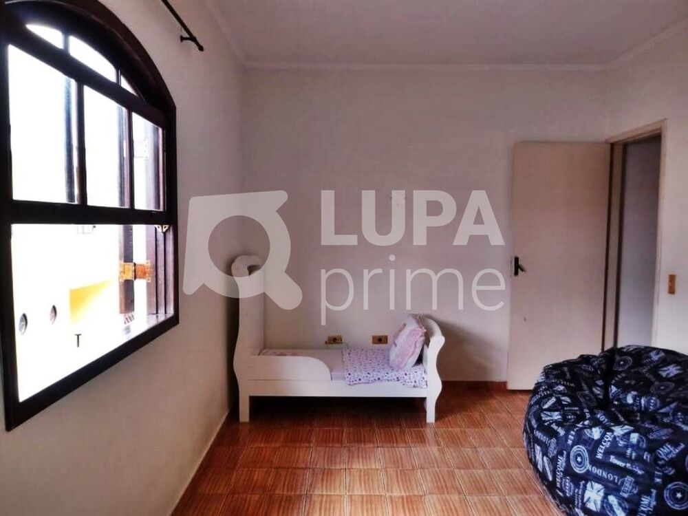 Casa à venda com 3 quartos, 121m² - Foto 4