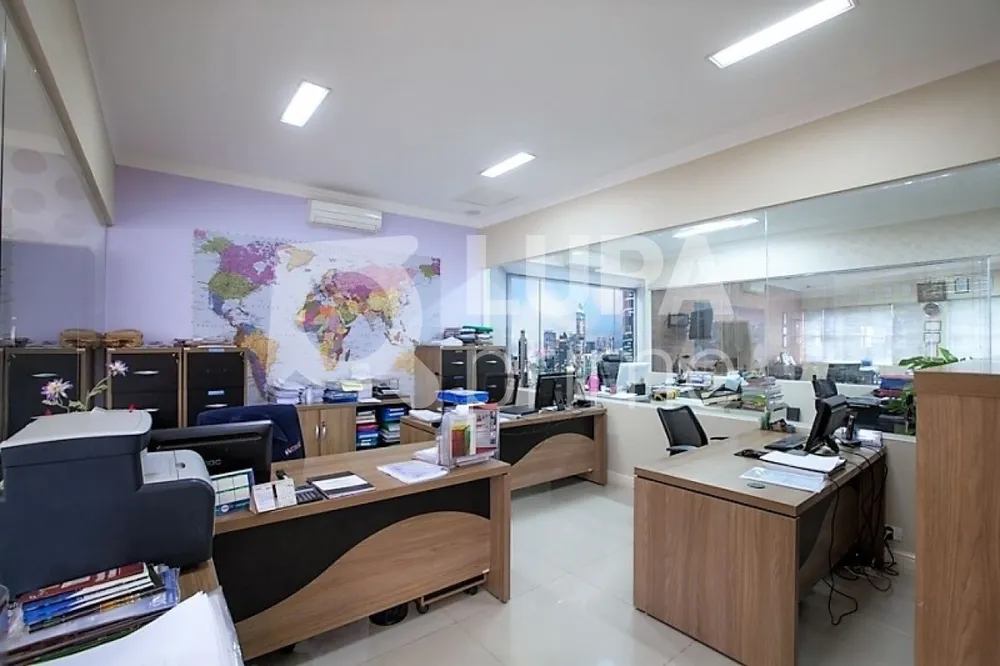 Casa Comercial, 1800 m² - Foto 1