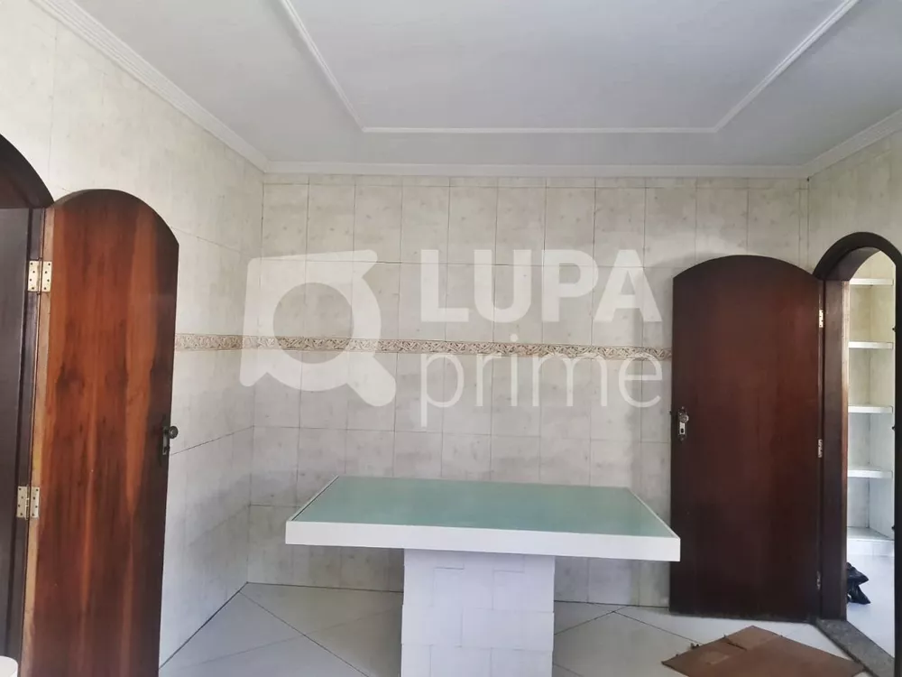 Casa, 6 quartos, 600 m² - Foto 3