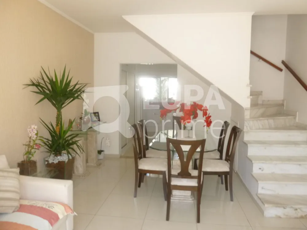 Casa, 3 quartos, 322 m² - Foto 1